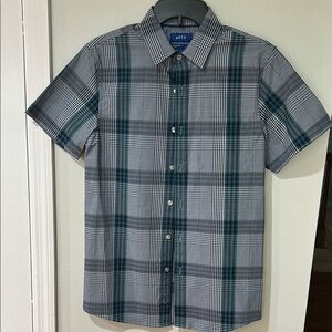Apt. 9 Gray and Green Casual Button Down Shirt. Small NWOT